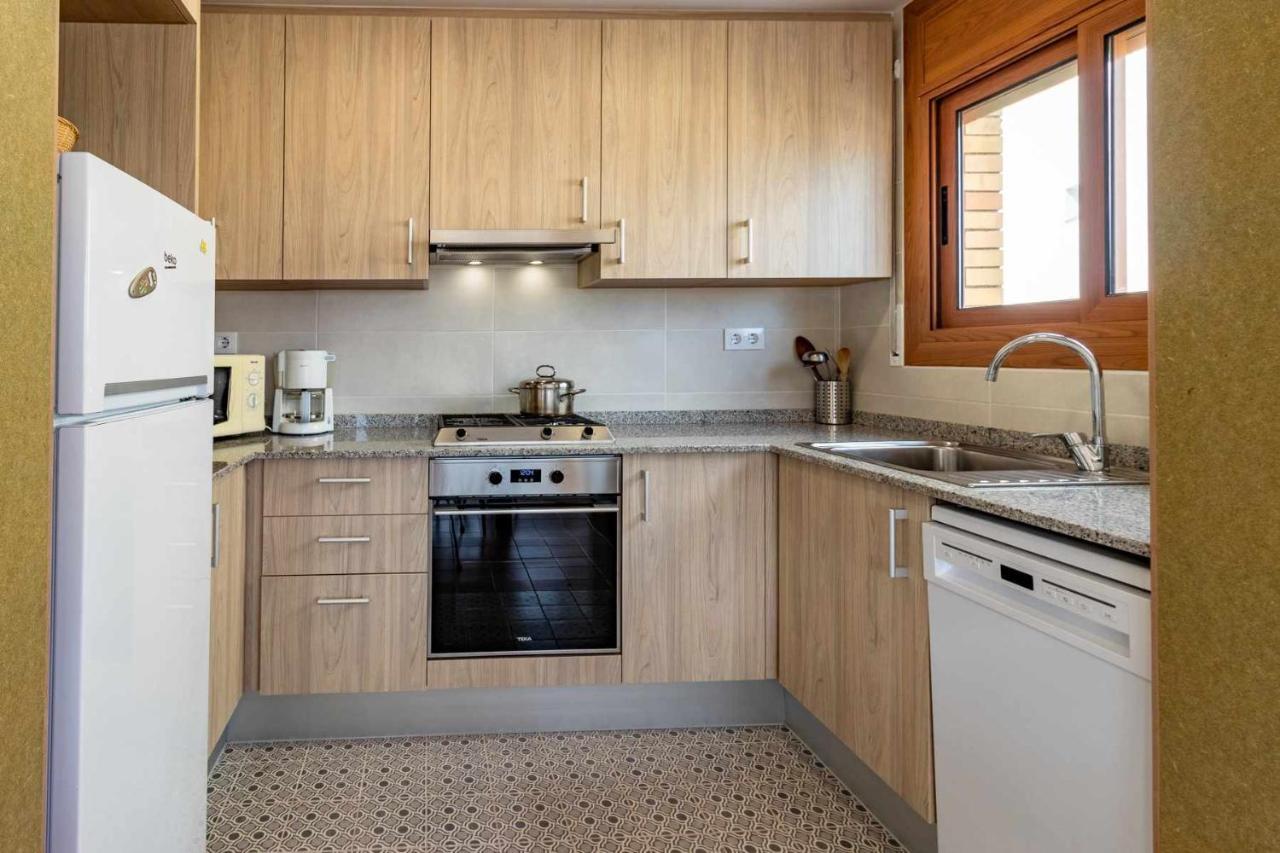 Apartamento Sant Carles 20 Soleado Con Vistas Al Mar
